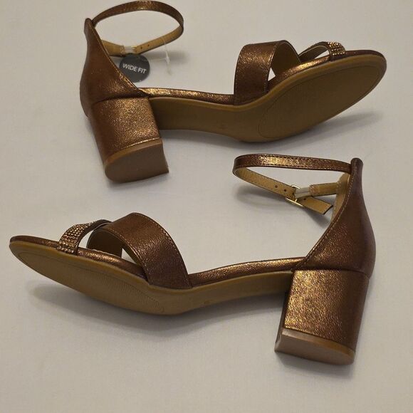 BRAND NEW DIBA LEATHER HEELS with CRISSCROSS STRAS SANDAL R3 - Picture 9 of 16